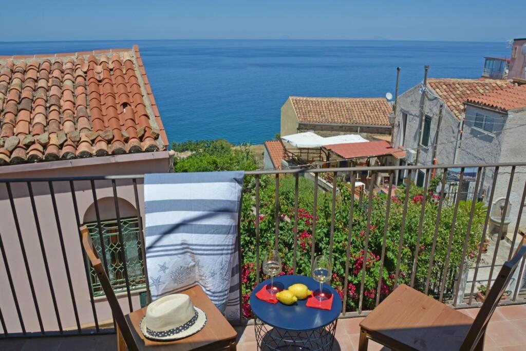 דירות סנט'אמברוג'יו Terrazza Ambrogio מראה חיצוני תמונה